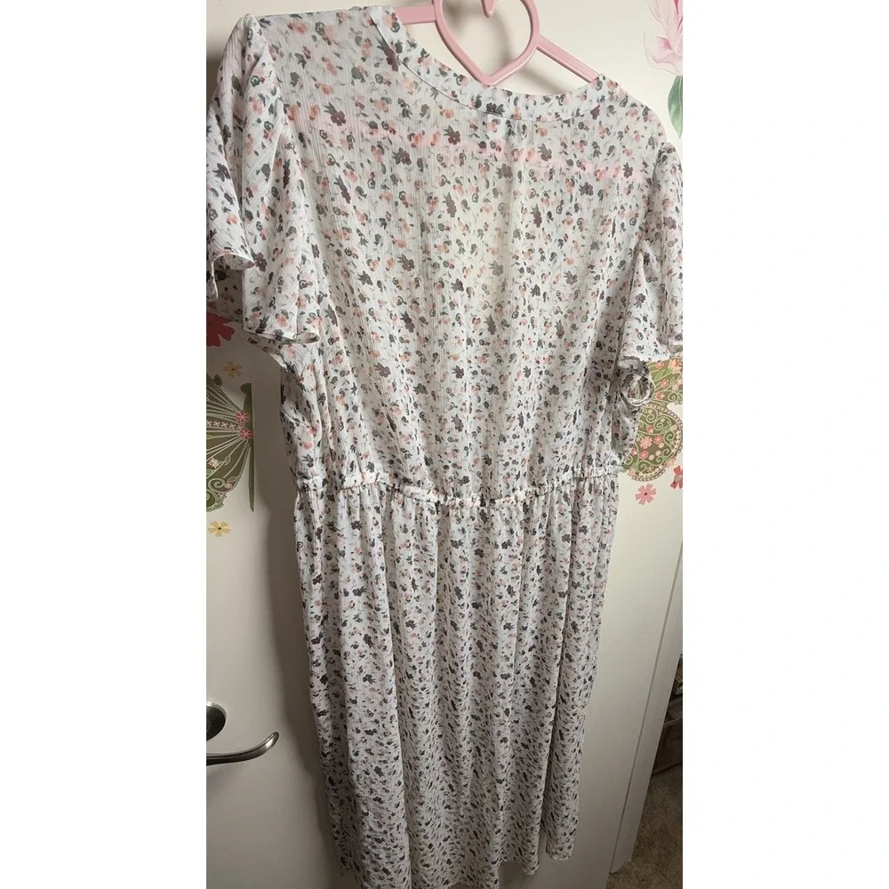 Torrid Women's Floral Midi Dress‎ Ivory Size 1 Plus